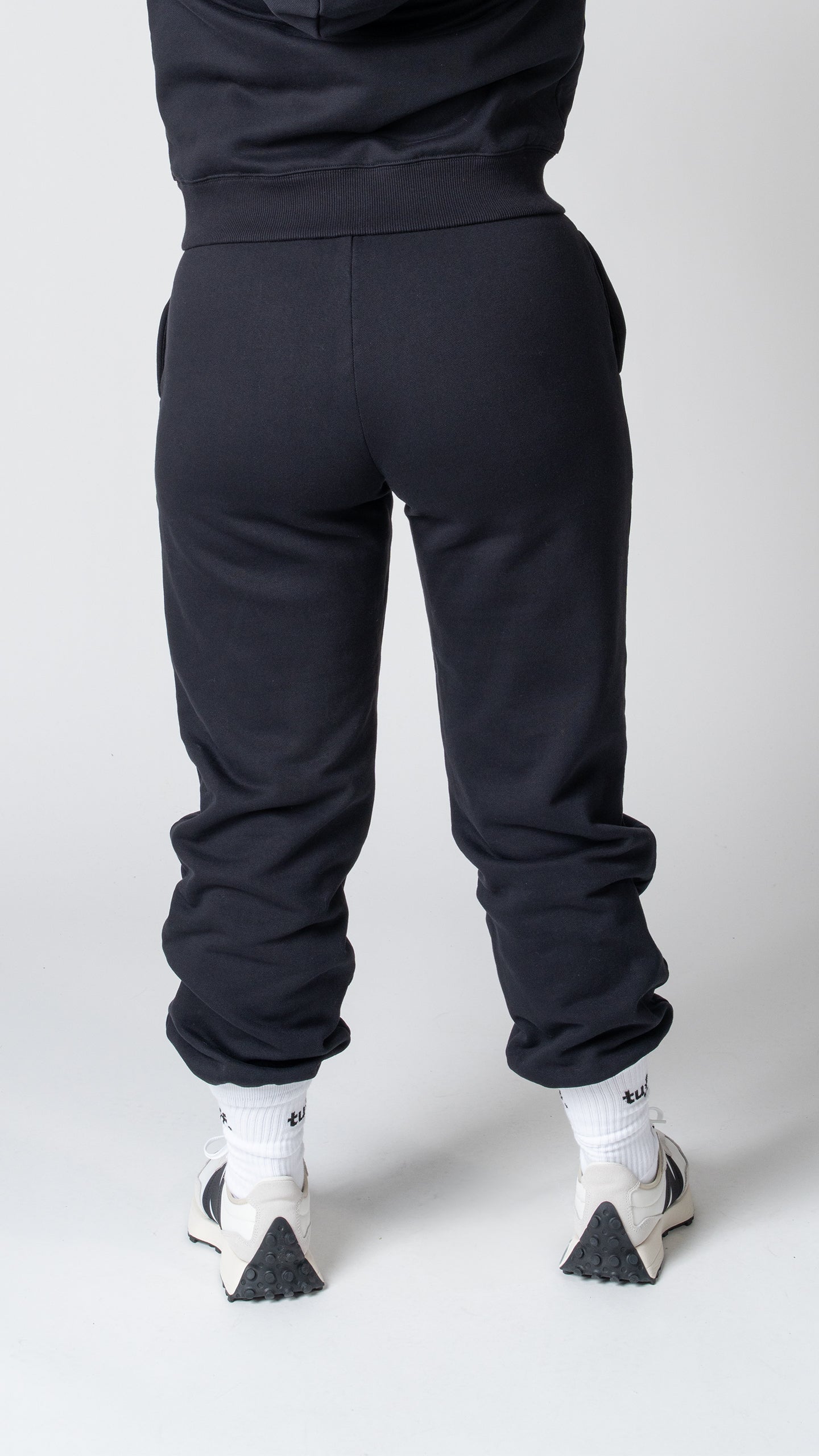 Foundation Jogger Sweatpant in Carbon Black - view 3
