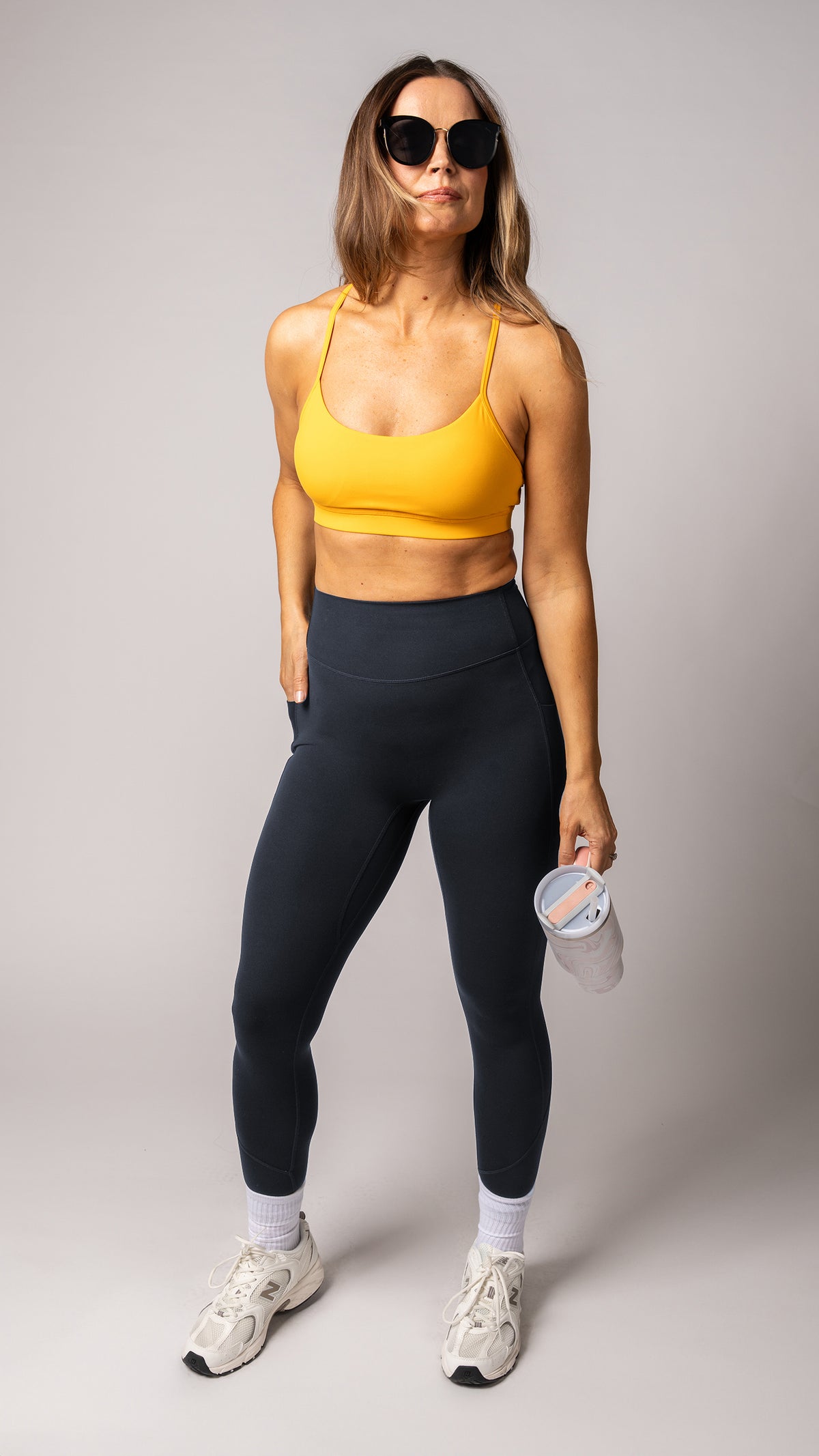 Focus Tight in Carbon Black | Tights | Tuff Collection