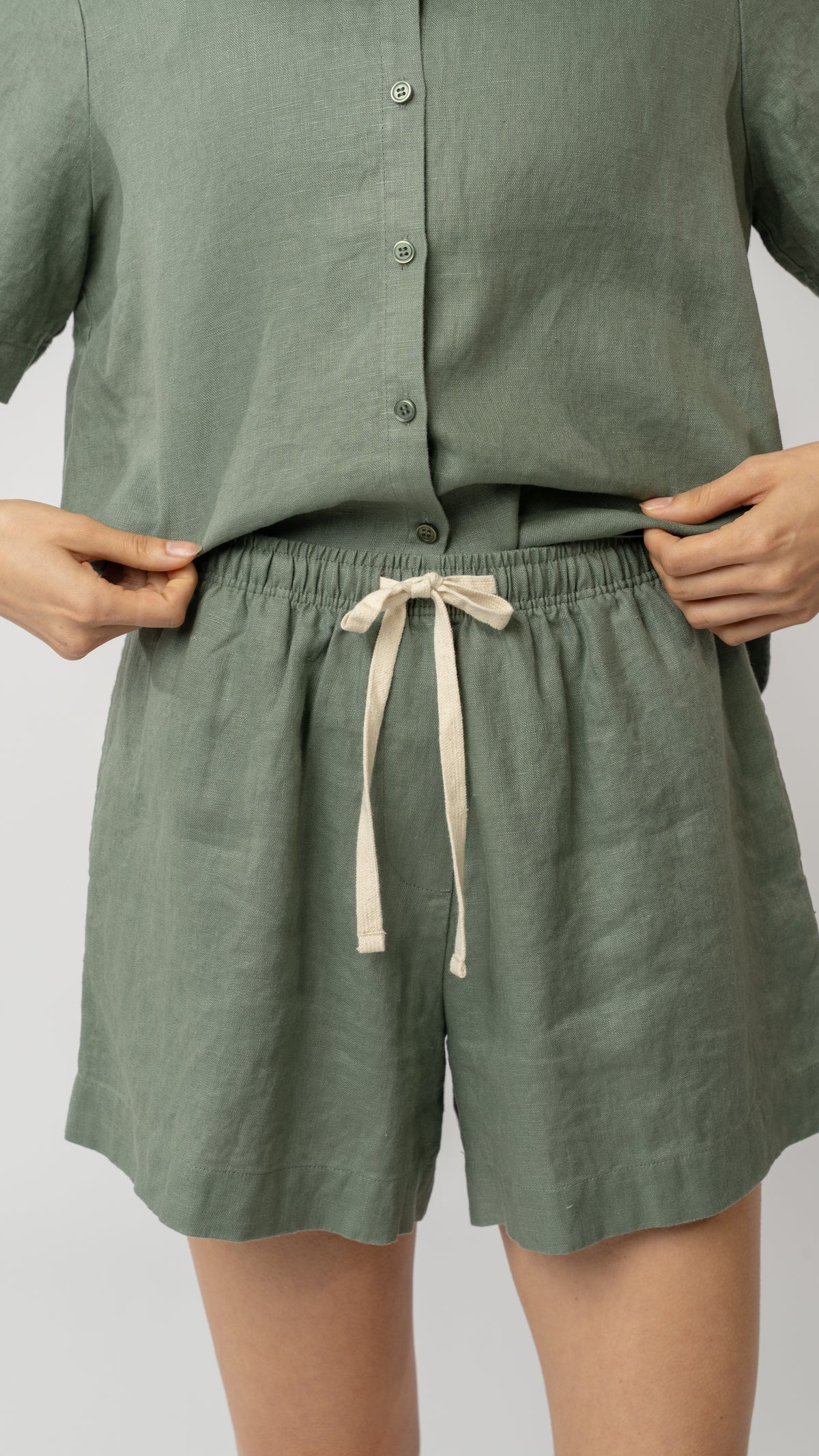 Solea Short - Linen