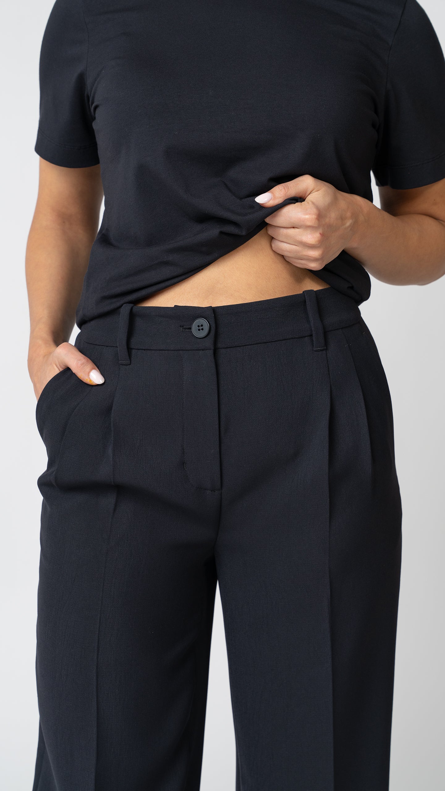Ashlynn Pant in Black - view 2