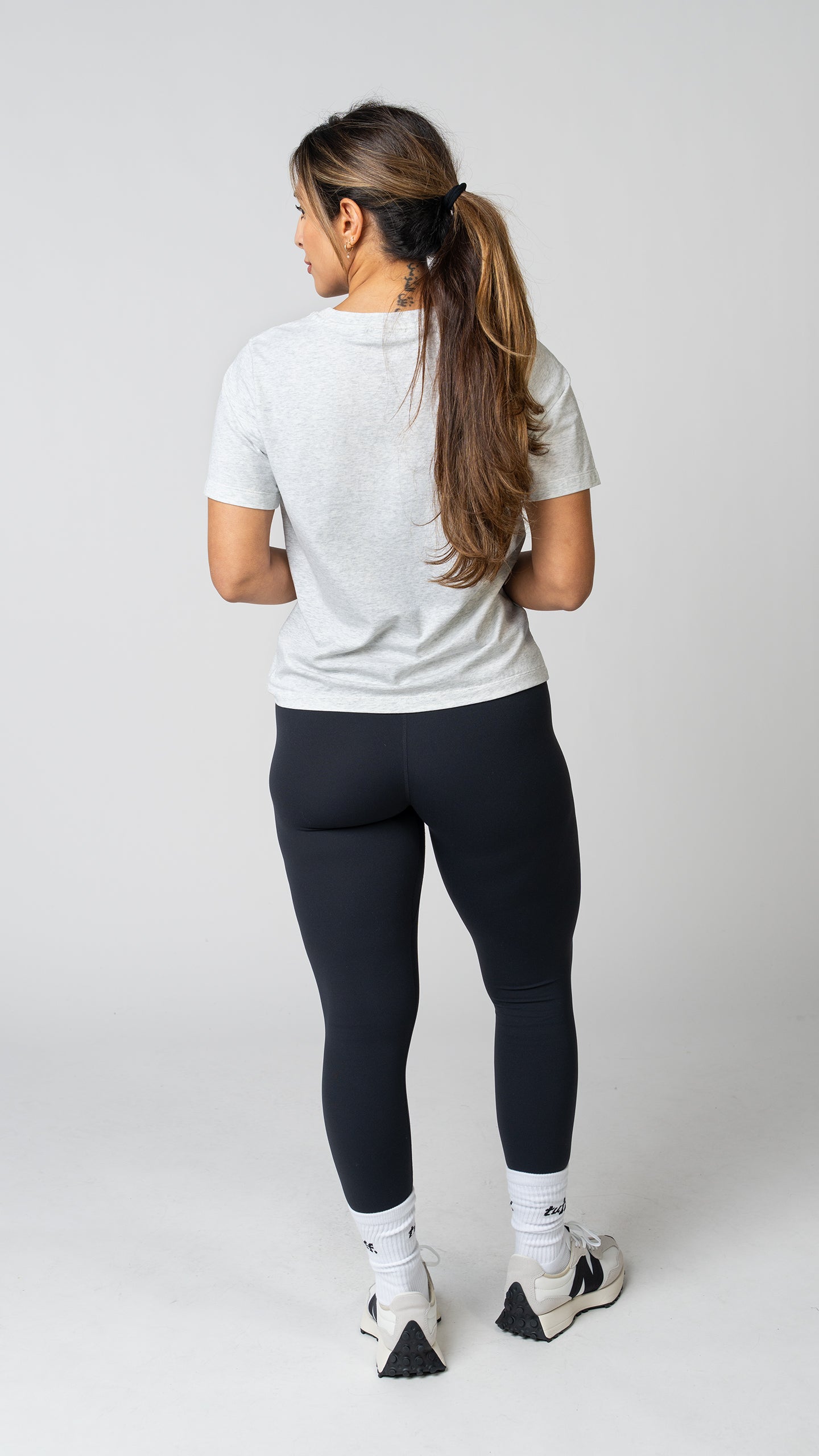 Classic Tee in Heather Fog Grey - view 4
